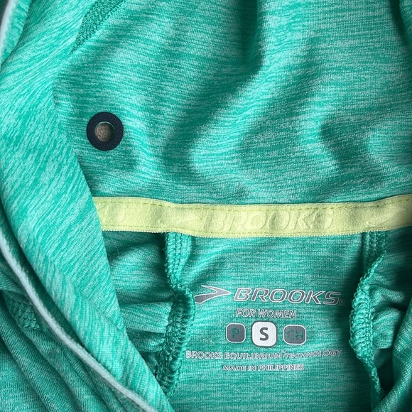 Brooks- Run Happy- Pullover Hoodie Heather Green- Small - Picture 5 of 8